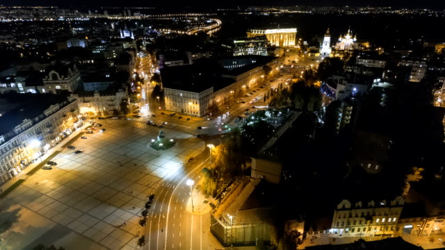 Kiew-Stadt-Zentrum-aerial-Sightseeing.-Zentraler-Bestandteil-der-ukrainischen-Hauptstadt