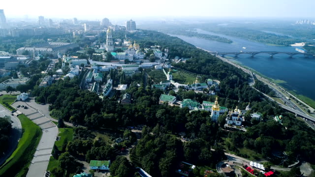 Aerial-view-on-the-Kiev-Pechersk-Lavra.-Green-and-beautiful-center-of-Kiev,-Ukraine