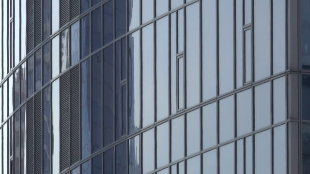 Blue-windows-of-high-rise-modern-building