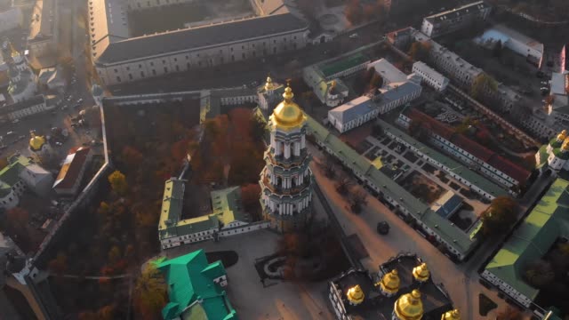 Aerial-view-of-Kiev-Pechersk-Lavra-in-autumn,-Kiev