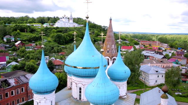 aerial-view-Cathedral-of-the-Annunciation-in-Gorokhovets,-Russia