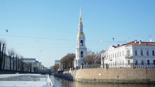 Kryukov-canal-and-bell-tower-of-St.-Nicholas-Cathedral-in-Saint-Petersburg.