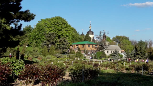 Jardín-Botánico-de-Kiev-Grishko-en-primavera