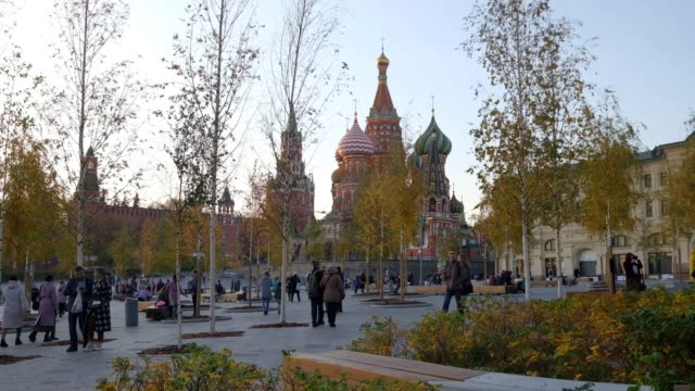 Vista-del-Kremlin-de-Moscú-desde-el-Parque-Zaryadye
