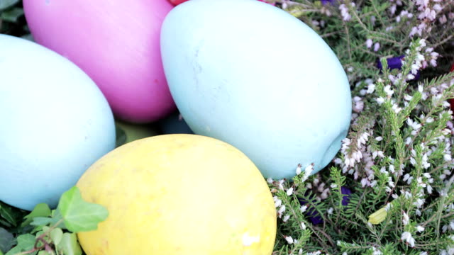 Los-huevos-de-Pascua-en-el-Parque