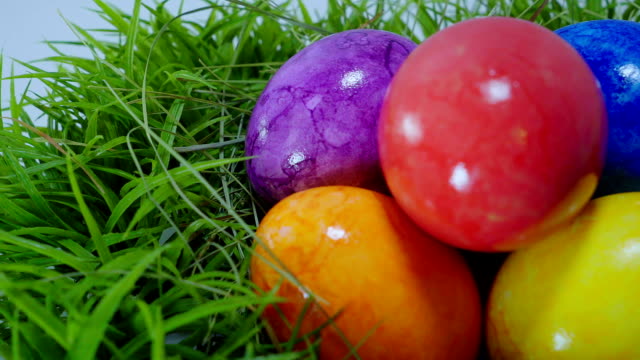 The-Colors-of-Easter---a-nest-with-Easter-Eggs