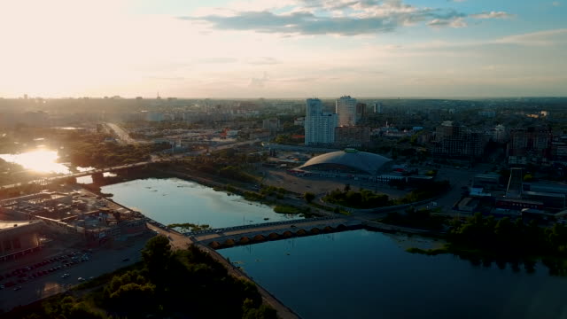 Aerial-view-of-the-main-embankment-of-Chelyabinsk-city,-Russia