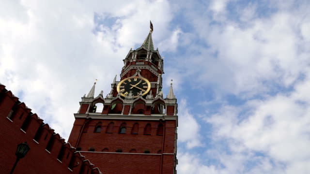 Spassky-Tower-of-Moscow-Kremlin,-Russia