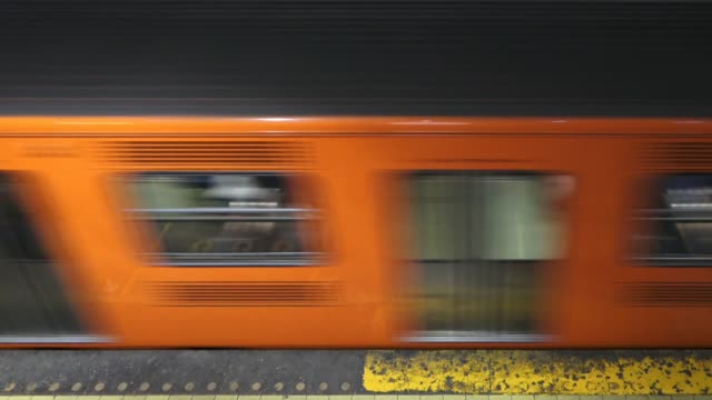 Mexiko-Stadt,-U-Bahn