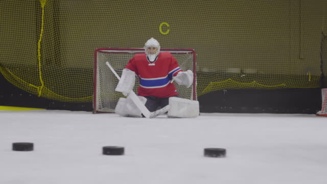 Hockey-Goalkeeper-Practicing