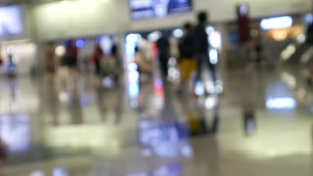 Touristen-am-Flughafen