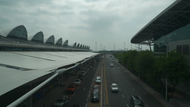 Tageslicht-shanghai-Flughafen-Verkehr-Straße-Panorama-4k-china