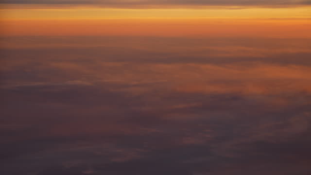 china-de-puesta-de-sol-cielo-avión-ventana-vista-4k