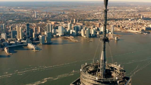 Aerial-view-of-Hudson-River-and--Antenna-4k