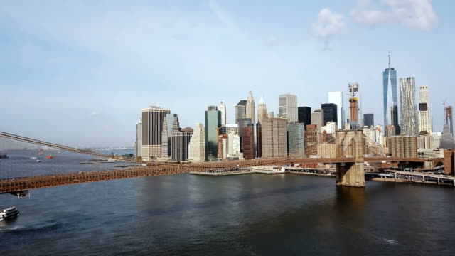 Luftaufnahme-von-New-York,-Amerika.-Malerische-Aussicht-auf-die-Brooklynbridge-über-den-East-River-nach-Manhattan