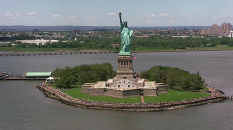 Daytime-aerial-view-of-Statue-of-Liberty-in-New-York-City.