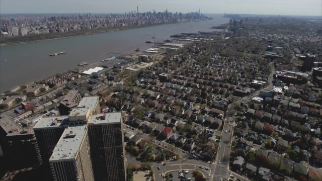 Cliffside-Park-NJ-Aerial-Overhead-The-Top-Of-The-Shot-Cross-Shaped-High-Rises