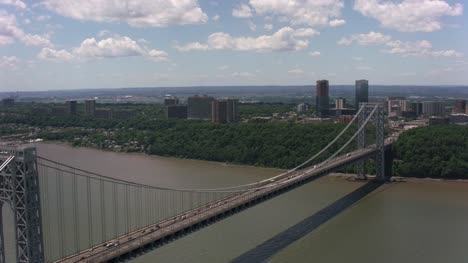 Aerial-shot-of-the-George-Washington-Bridge.