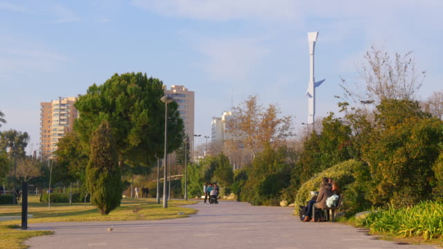 valencia-city-of-art-day-light-park-road-4k-spain