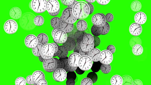 muchos-relojes-que-fluye,-tiempo-a-tras-para-desayuno,-moderno-blanco-despertador-metálico-sobre-fondo-de-pantalla-verde-clave-de-croma
