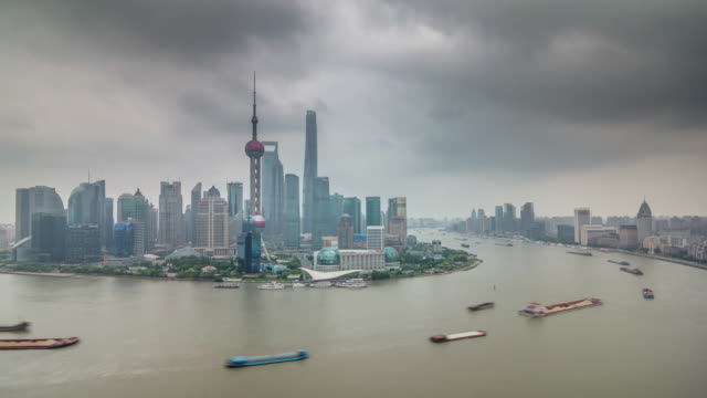 China-shanghai-Stadt-berühmte-Bucht-Cargo-Schiff-Verkehr-Fluss-Dach-Top-Panorama-4k-Zeitraffer