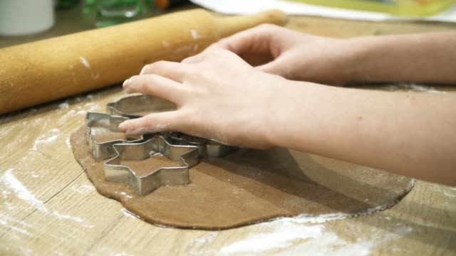 Making-of-gingerbread-for-Christmas-at-home.