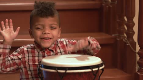 Kid-with-drum-on-Christmas.