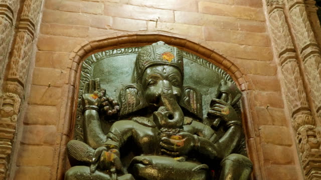 Nepalese-stone-statue-of-Ganesha-Hindu-God-at-the-palace,-Kathmandu,-Nepal.