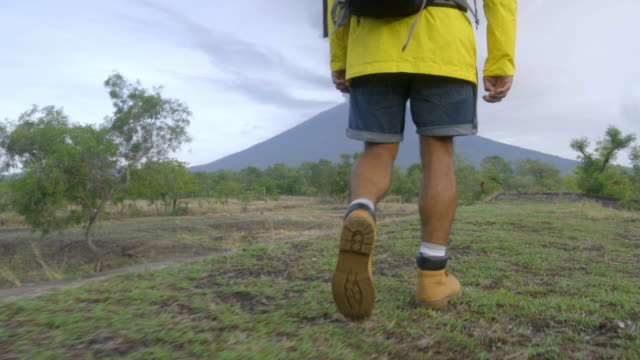 Hiker-Walking-to-Agung-Volcano