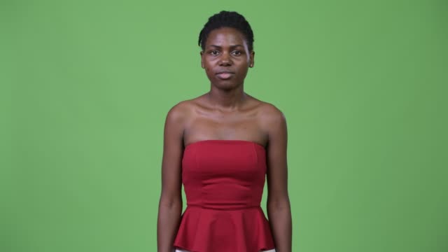 Young-beautiful-African-woman-with-arms-crossed