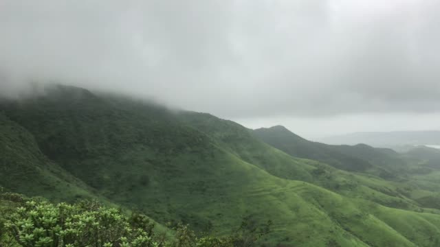 Berge-zu-sehen,-Purandar,-Pune-Maharashtra