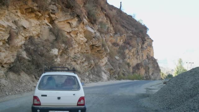 Driving-POV-hyper-time-lapse-through-Himalayan-highway-roads