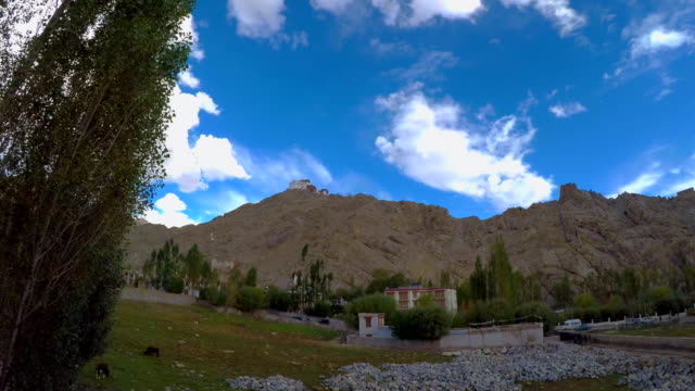 Tiempo-lapso-antena-Leh-Ladakh-ciudad,-India