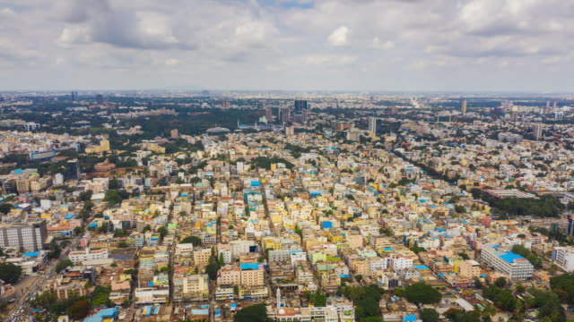 Tag-Licht-Bangalore-Stadtbild-aerial-Panorama-Zeitraffer-4k-Indien