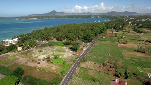 Luftaufnahme-der-Küste-auf-Mauritius