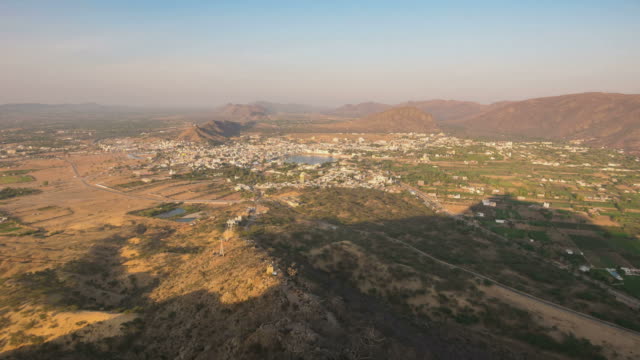 Pushkar-time-lapse,-Rajasthan,-India,-cityscape-from-above