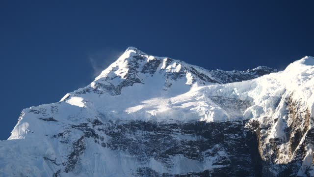 Pico-del-Annapurna-en-la-Cordillera-del-Himalaya,-región-del-Annapurna,-Nepal
