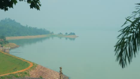 Dulhara-Damm-in-Chattisgarh-Indien