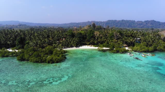 Aerial-view-of-an-amazing-beach-of-havelock,-Andaman-and-Nicobar-Islands,-India