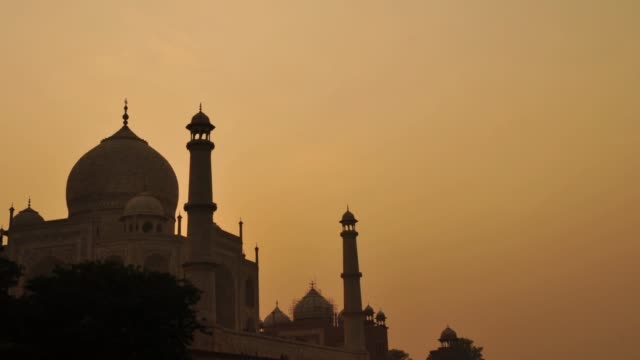 Taj-Mahal-Agra-India-Timelapse