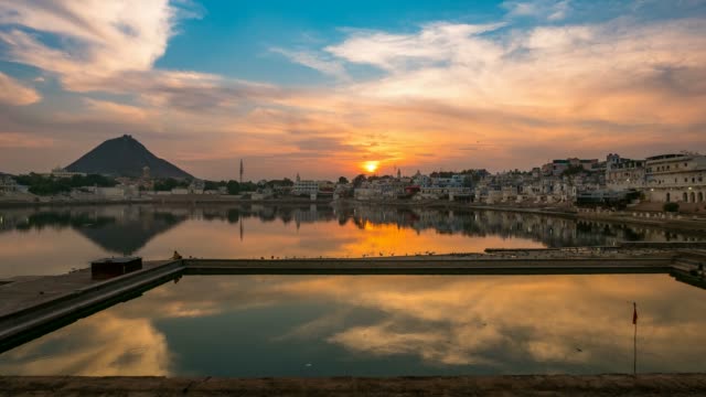 Sonnenuntergang,-Dämmerung-Zeitraffer-in-Pushkar,-Rajasthan,-Indien