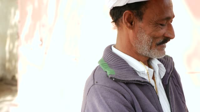 Hombre-de-Chai-en-Jaipur,-India