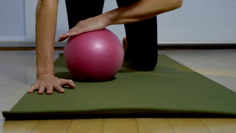 Ball-Dehnungen-und-Übungen-Closeup