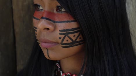 Indigene-Frau-in-Brasilien
