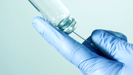 Filling-syringe-with-liquid