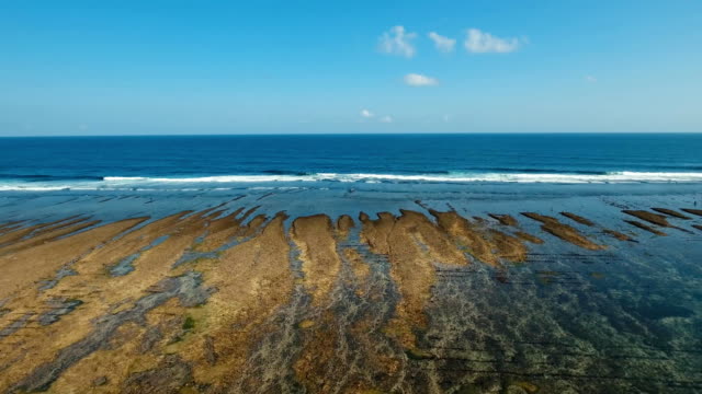 Wasser-Oberfläche-Luftbild.-Bali
