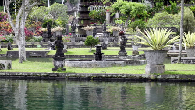 Water-Palace-of-Tirta-Gangga.-Landmark-in-Bali.-Karangasem,-Indonesia