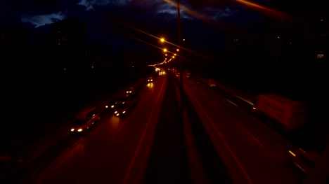 Abend-Verkehr-auf-der-Autobahn-Adana-im-Süden-der-Türkei