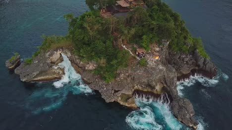 Monk-island---Crystal-bay,-Nusa-Penida