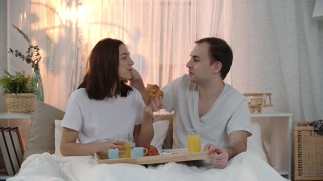 Romantic-Breakfast